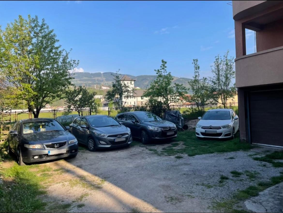 Apartments Vila Hercegovina วิเชกราด ภายนอก รูปภาพ